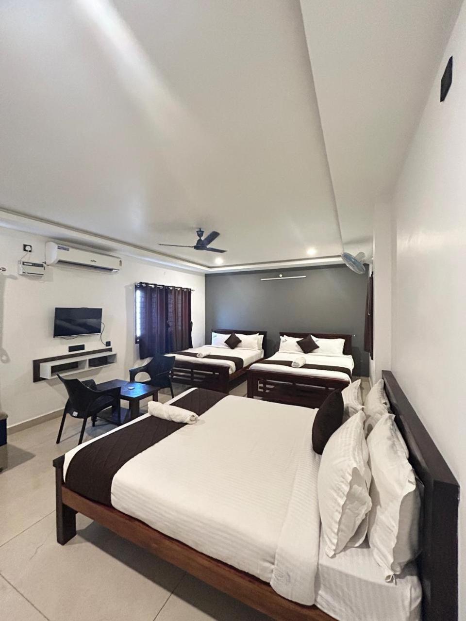 The Ocean Edge Hotel Pondicherry Exterior photo