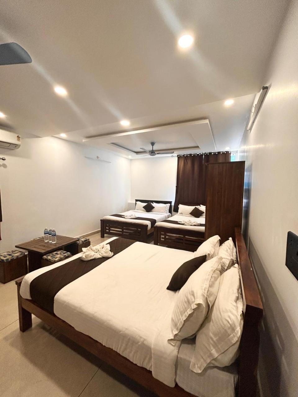 The Ocean Edge Hotel Pondicherry Exterior photo