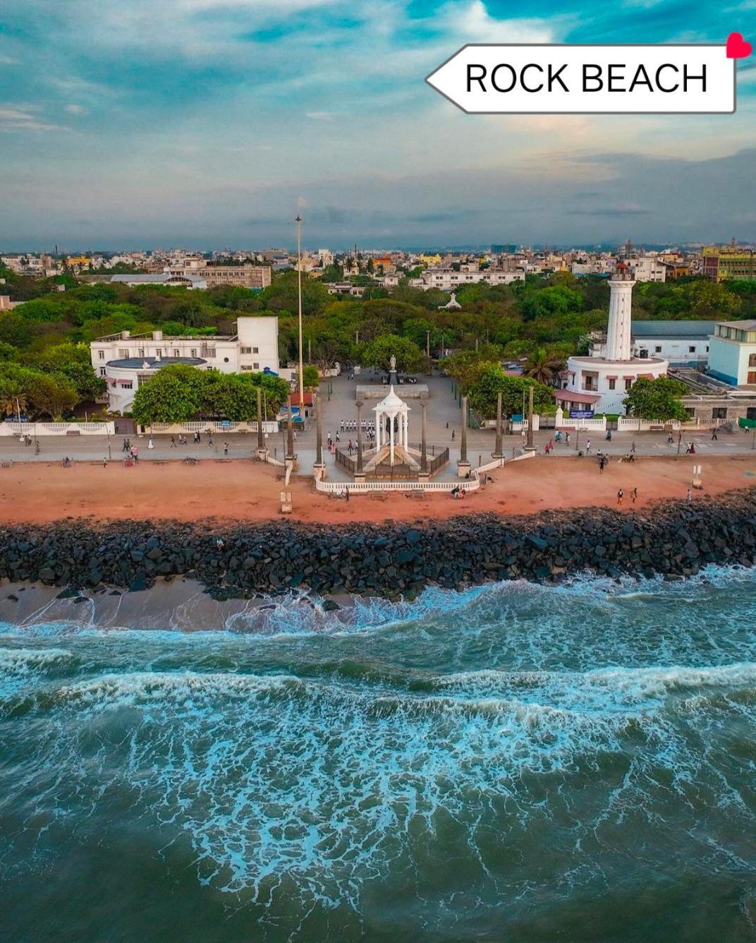 The Ocean Edge Hotel Pondicherry Exterior photo